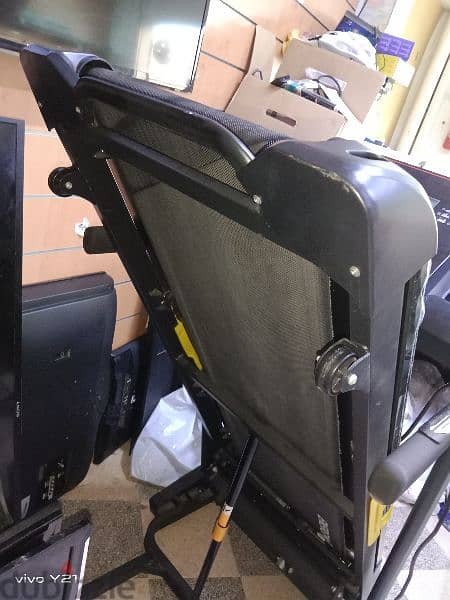 treadmill for sale 6 month old with incline 2.0hp motor 2