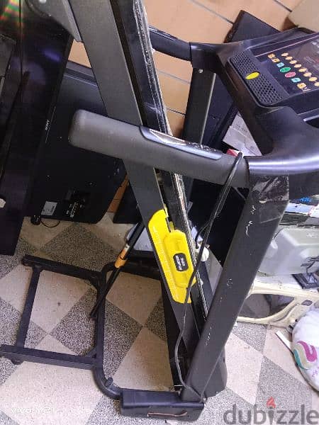 treadmill for sale 6 month old with incline 2.0hp motor 5