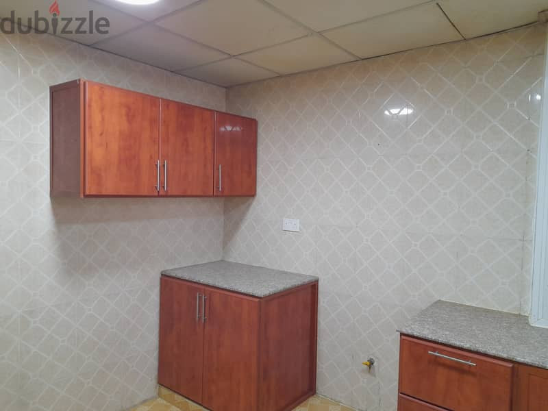 2BHK 5MIN DRIVE FROM MUACAT GRAND MALL AND RAMEZ 6