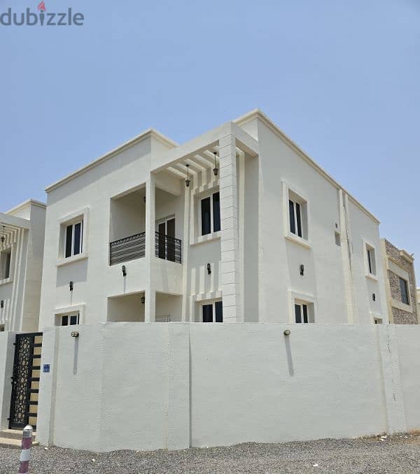 Villah in Al Manumah North for rent 2