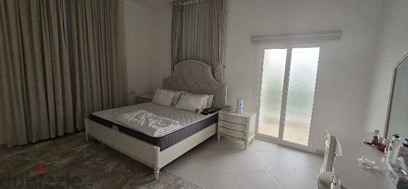 Villah in Al Manumah North for rent 15