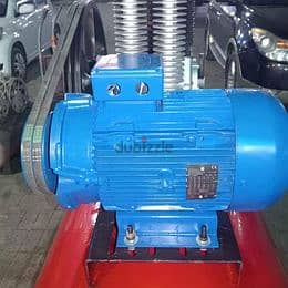 Italy compressor used 1000. LTR 1