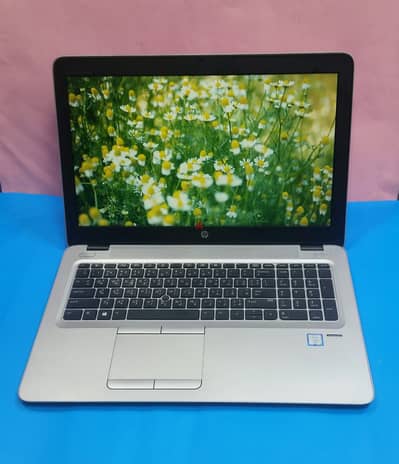 HP CORE-i7 16GB RAM 512GB SSD 15.6 INCH SCREEN WINDOWS 11PRO**--/