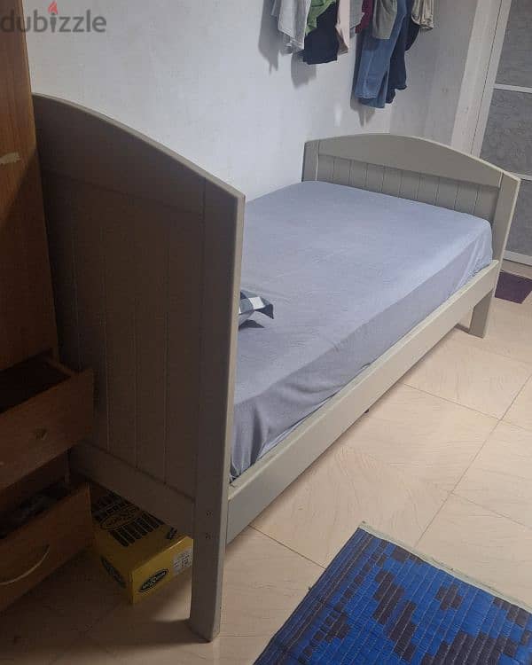 سرير مفرد مع المرتبه Single bed with mattress 2