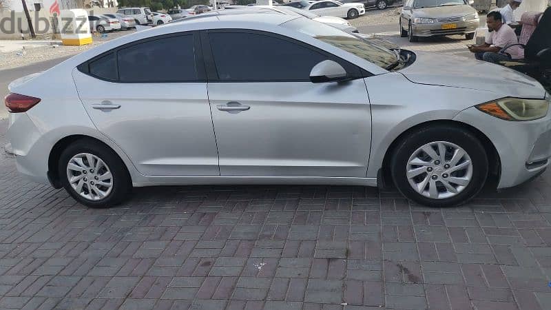 Hyundai Elantra Day* 7 Rials 1