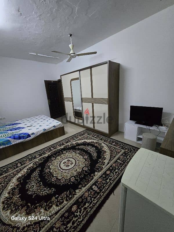 Room with furnished bathroom near City Center 2