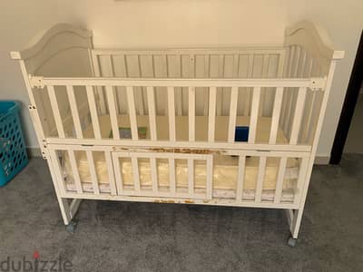 baby crib with new mattress