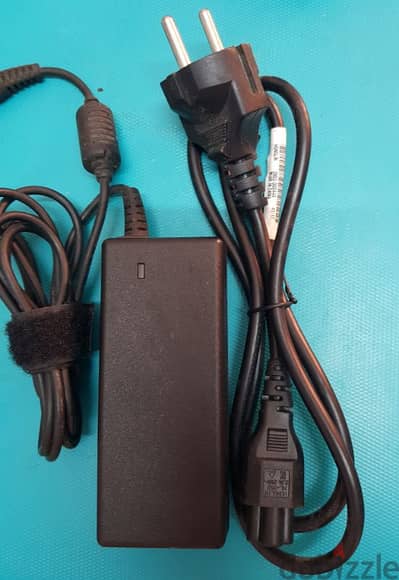 For sale  laptop  charger / adapter