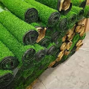 For Sale: High-Quality Artificial Grass Carpet – Used Once, Like New! 1