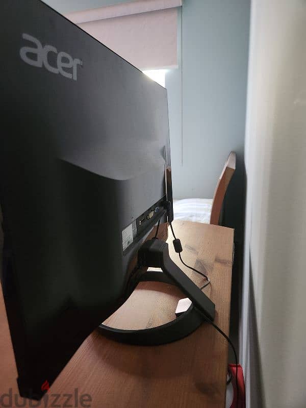 Acer monitor 60 HZ FHD 2