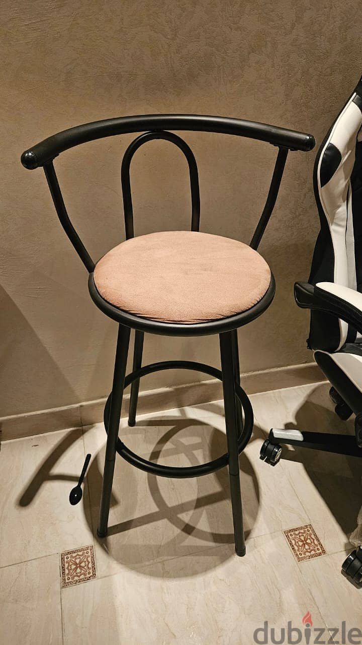 revolving bar stool 0