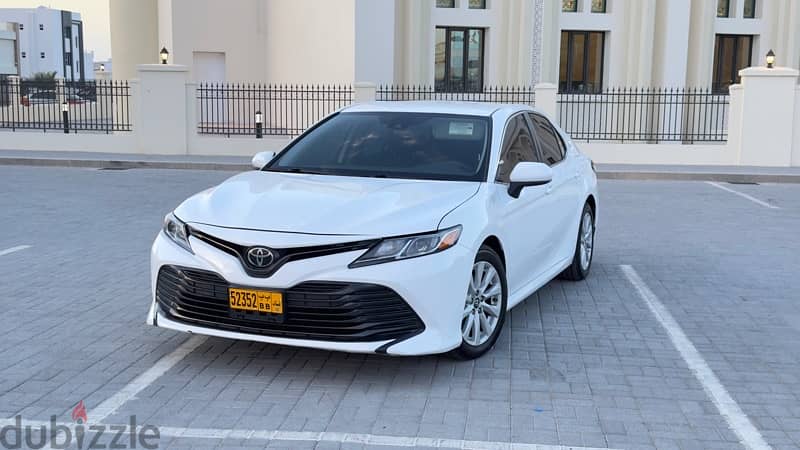 Toyota Camry 2020 Super clean 4