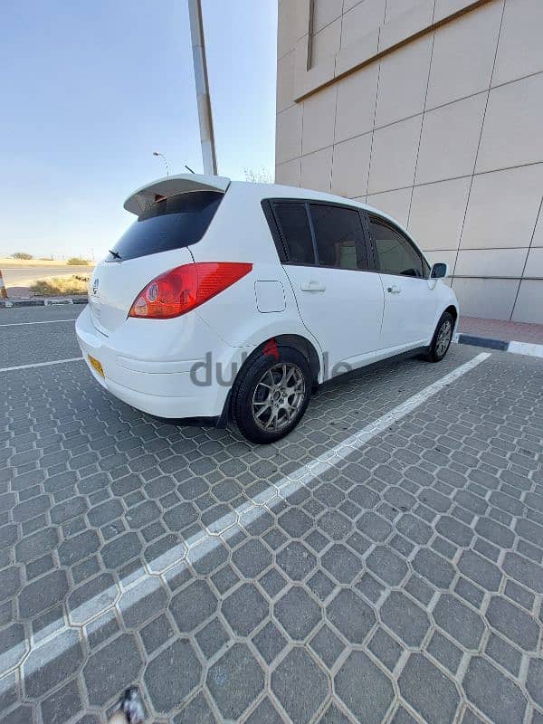 Nissan Tiida 2007 1