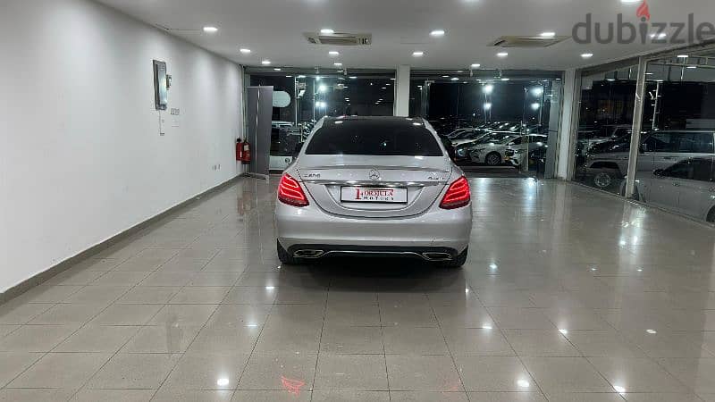 Mercedes-Benz C 300 2016 4