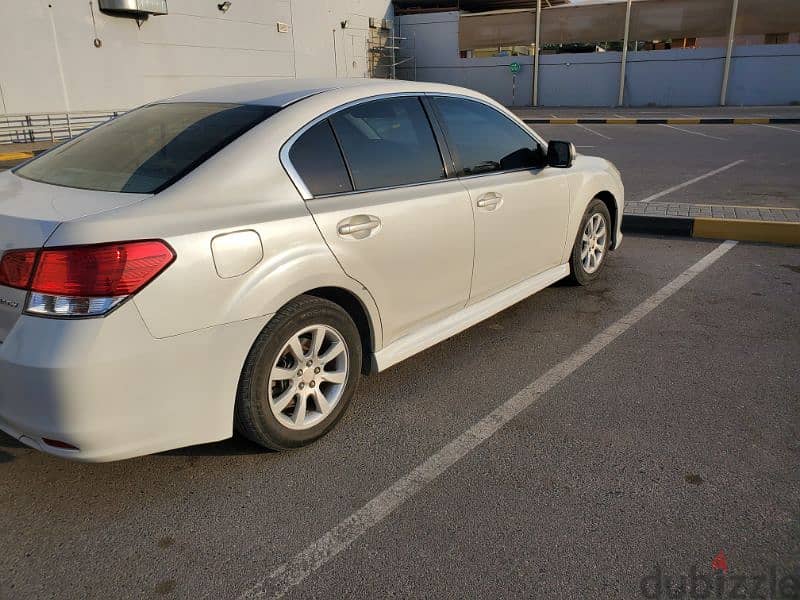 Subaru Legacy 2010 9