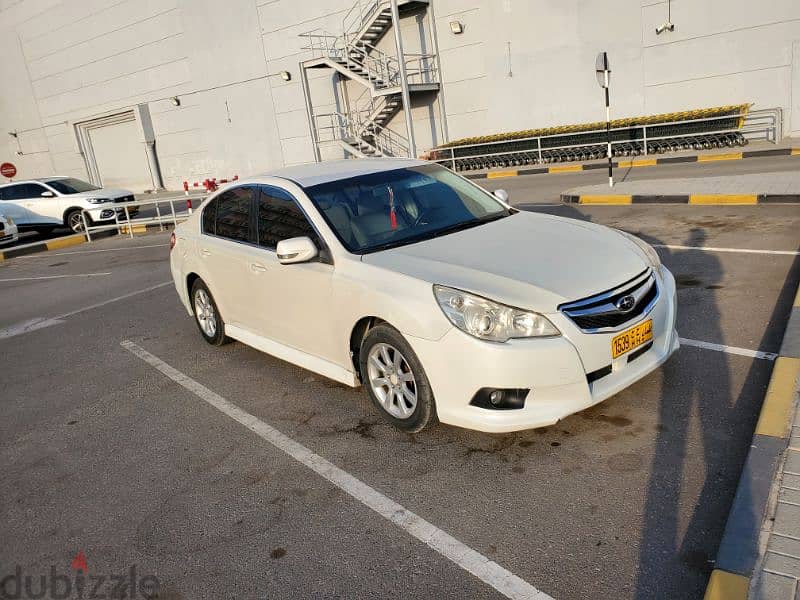 Subaru Legacy 2010 10