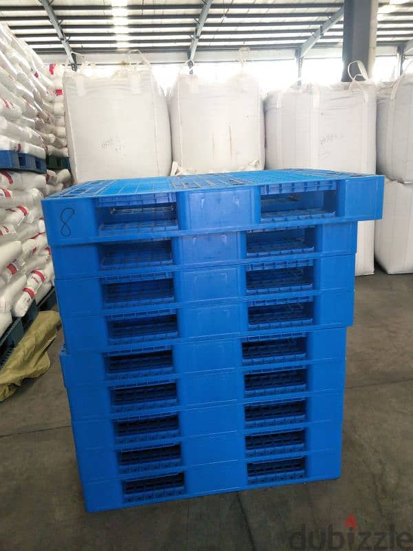 we have all kinds pallets and boxes sale 4