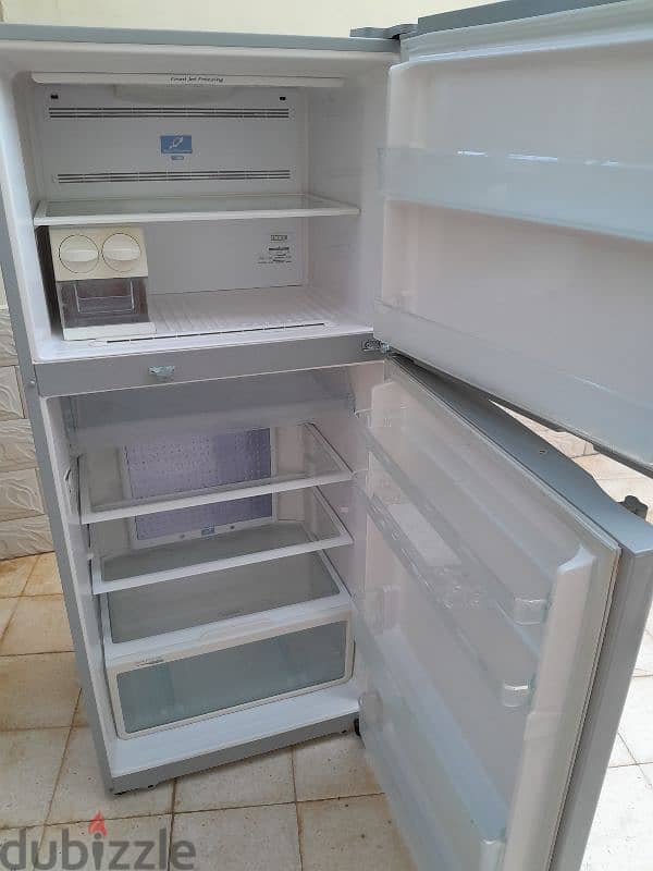 fridge for sale  600 liters 2