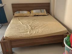 queen  size cot with mattress 0