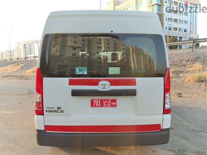 Toyota Hiace 2020 1