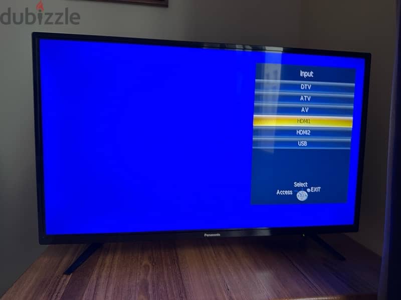 Panasonic 32” Led TV suitable for gaming excellent condition 3