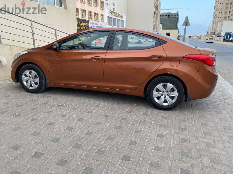 Hyundai Elantra 2012 in Good Condition 3