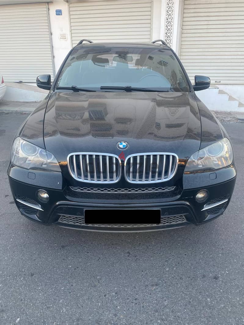 For sale BMW X5 2013 model for only OMR 3,000 2