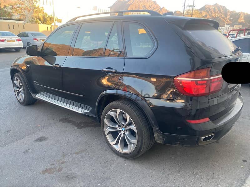 For sale BMW X5 2013 model for only OMR 3,000 10