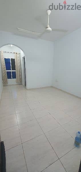 شقة للايجار في وادي الكبير  a big flat for rent in wadi AL kabeer 4