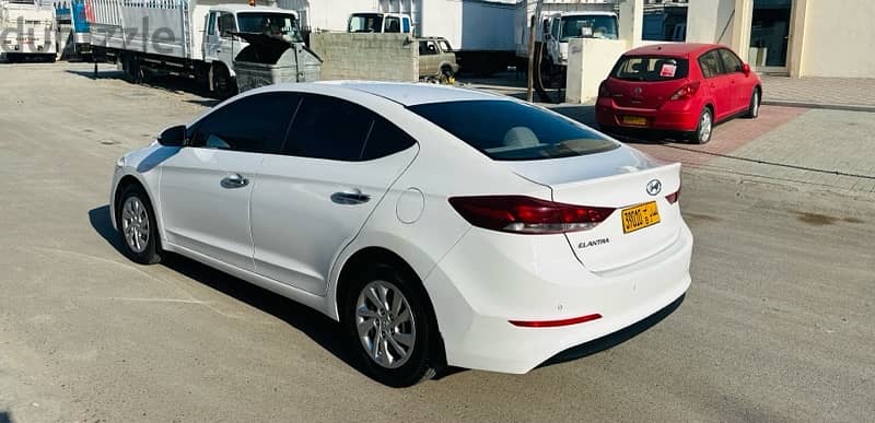 Hyundai Elantra 2016 2