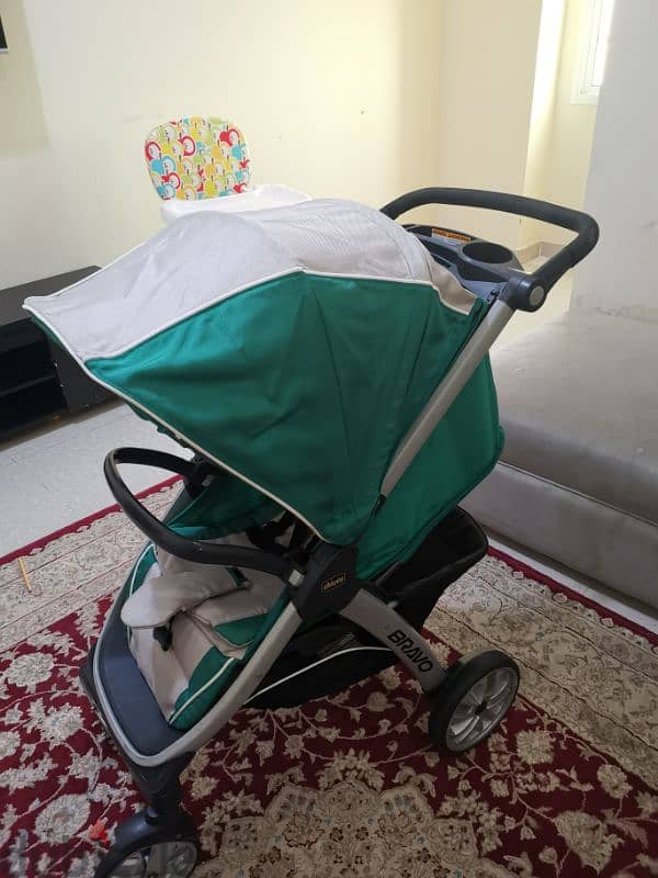 chicco bravo stroller . . عربة أطفال من ماركة Chicco Bravo 4