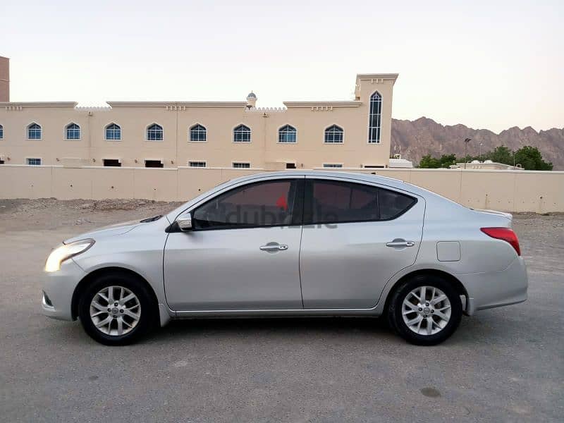 No. 1 Full options Nissan Sunny 2016 Oman 1