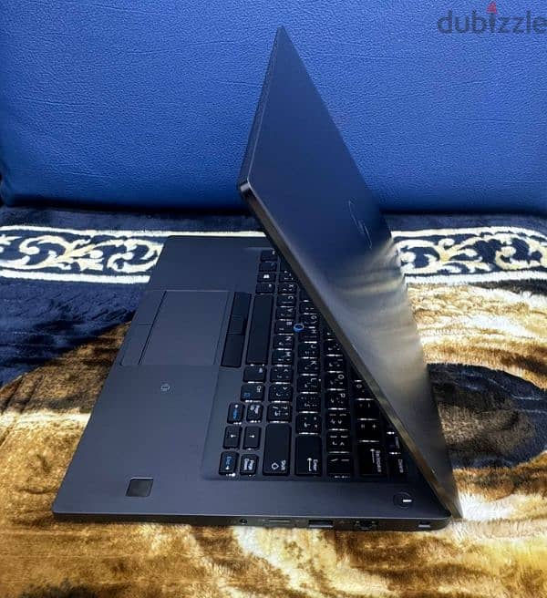 LaptopFor sale core i7 8th Gen Touchscreen 14 inch FHD Display 4