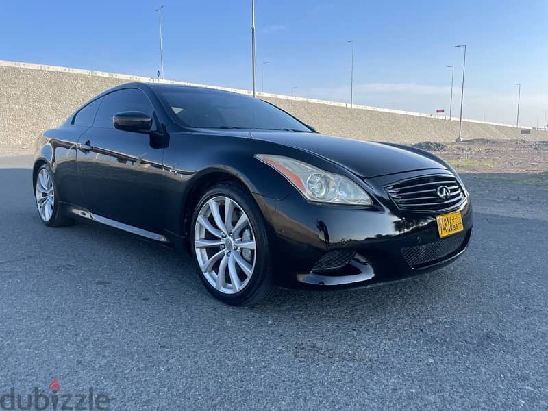 Infiniti G-Series 2008 very clean 8