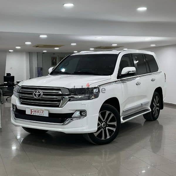 Toyota Land Cruiser 2019 1