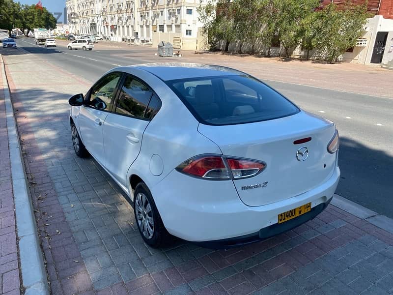 Expat leaving Mazda 2 2011 Excellent condition 1