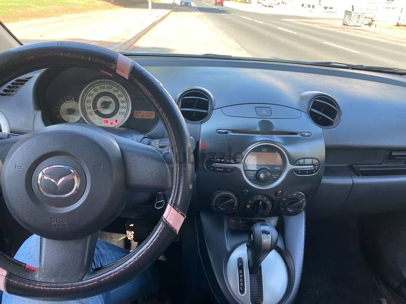 Expat leaving Mazda 2 2011 Excellent condition 3