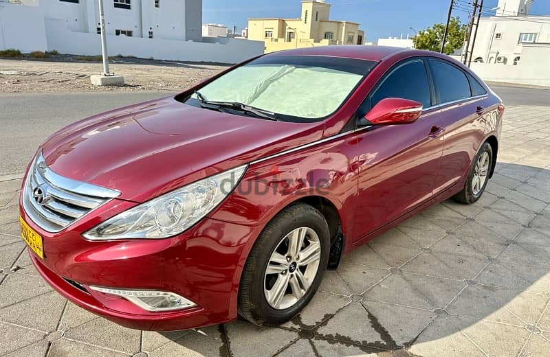 Hyundai Sonata 2015 less km Oman Car 2