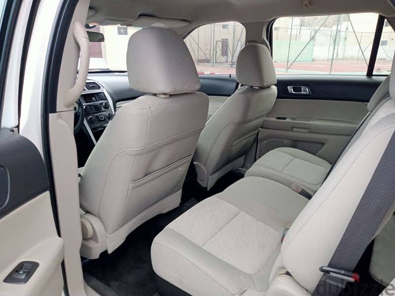 Ford Explorer 2011 Oman V6 3