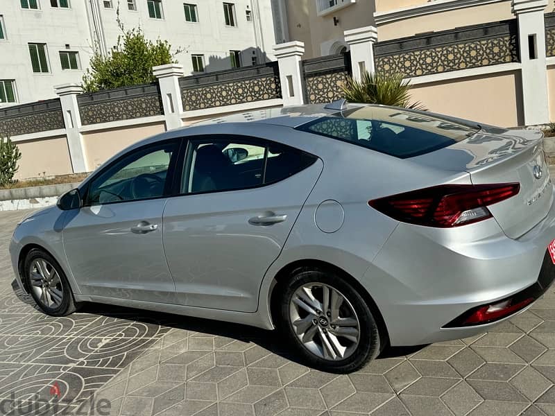 Hyundai Accent available for rent هايونداي اكسنت النترا للإيجار 2