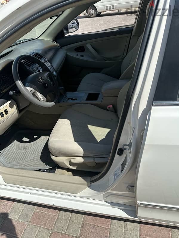 urgent  sale Toyota Camry 2011 5