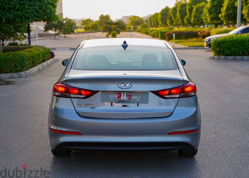 Hyundai Elantra 2017 Clean title 2