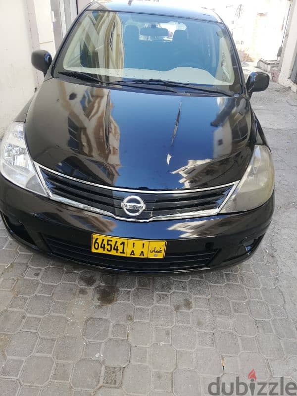 Nissan Versa 2012 4