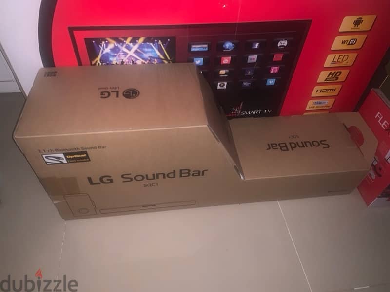 LG SQC1 Soundbar 0