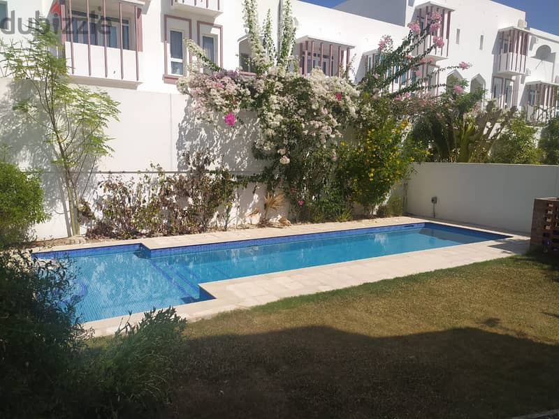 ADVW03**3BHK+Maid villa for rent in the wave 15