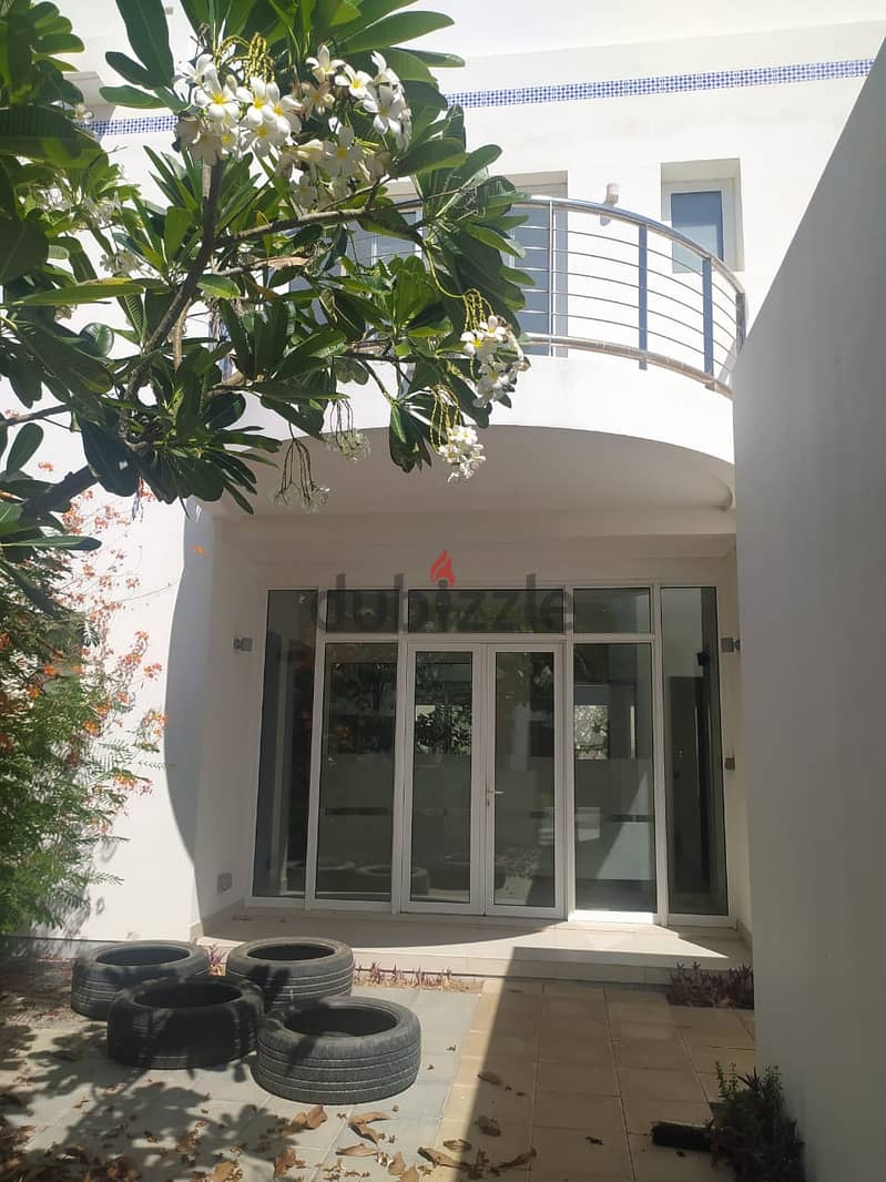 ADVW03**3BHK+Maid villa for rent in the wave 17