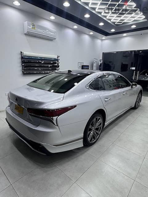 Lexus LS500 AWD 6