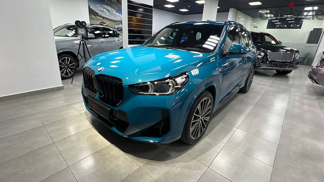 BMW X1 2024 1