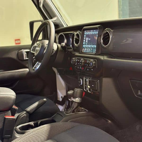 Toyota Sienna 2018 6