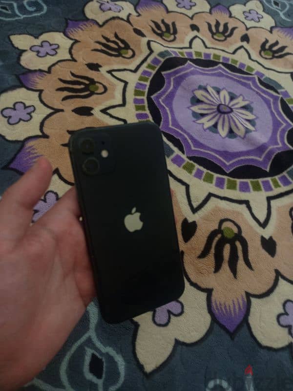 iPhone 11 icloud locked 1